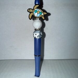 Handmade Beaded Pen- Blue Sea Turtle Design with silicone beads